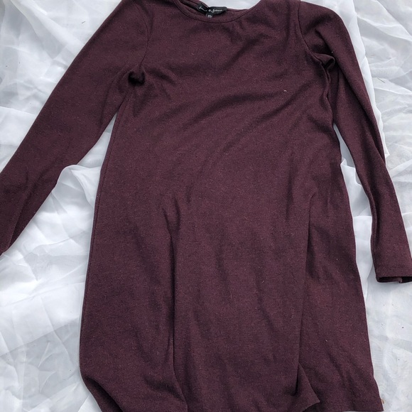 Long sleeved dress it’s dark purple thrifted! - Picture 2 of 4